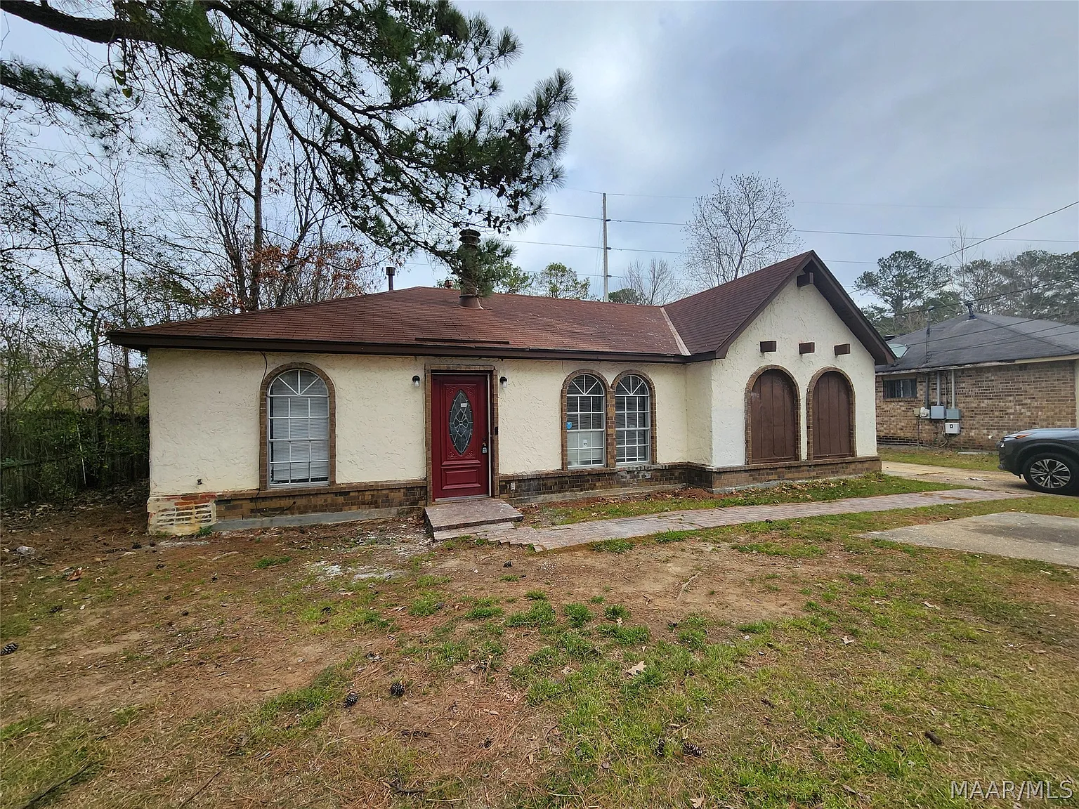3 bed, 2.0 bath, 1553 sqft, $1,150 — Photo 3