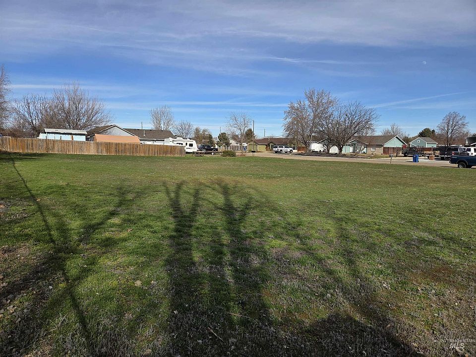 2nd image of Tbd Idaho Ave
