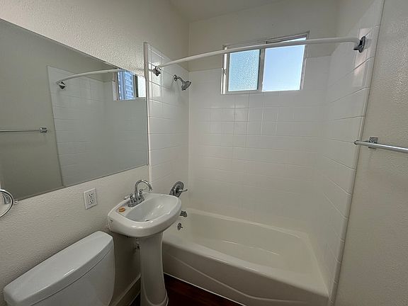 3rd image of 430 S Union Ave #7c21b4b96