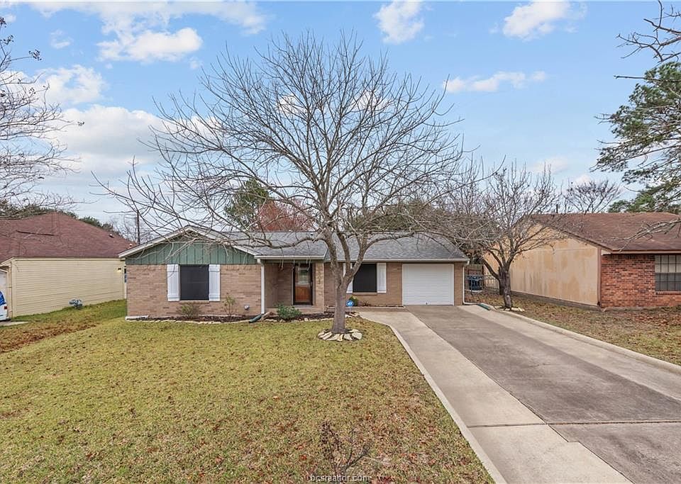 1st image of 3305 Bahia Dr
