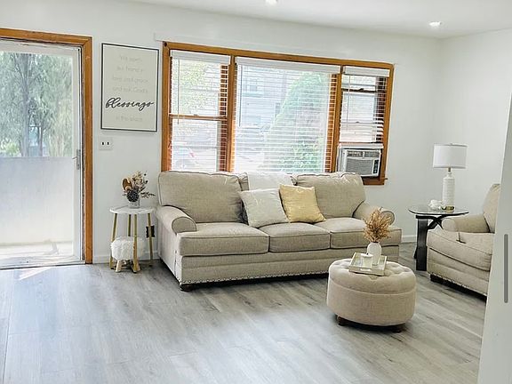 3rd image of 9 Meadow Ln #1