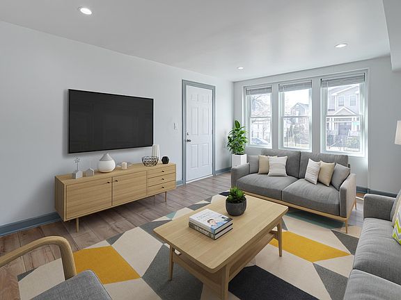 2nd image of 1759 N Sawyer Ave #1