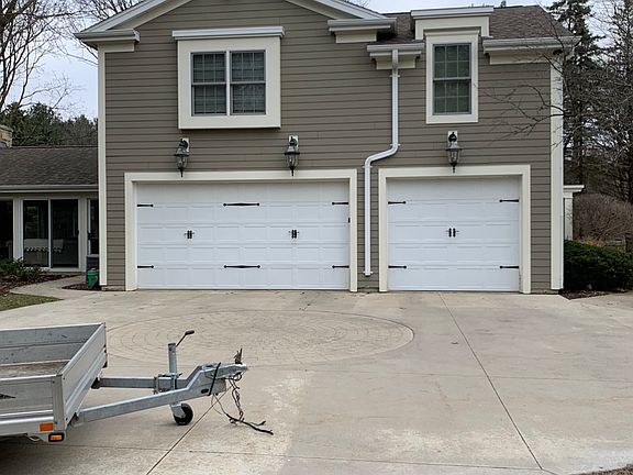 3 car garage