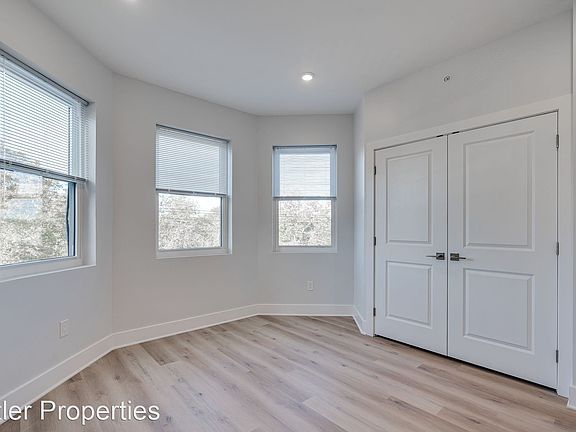 3rd image of 3852 W Girard Ave #6