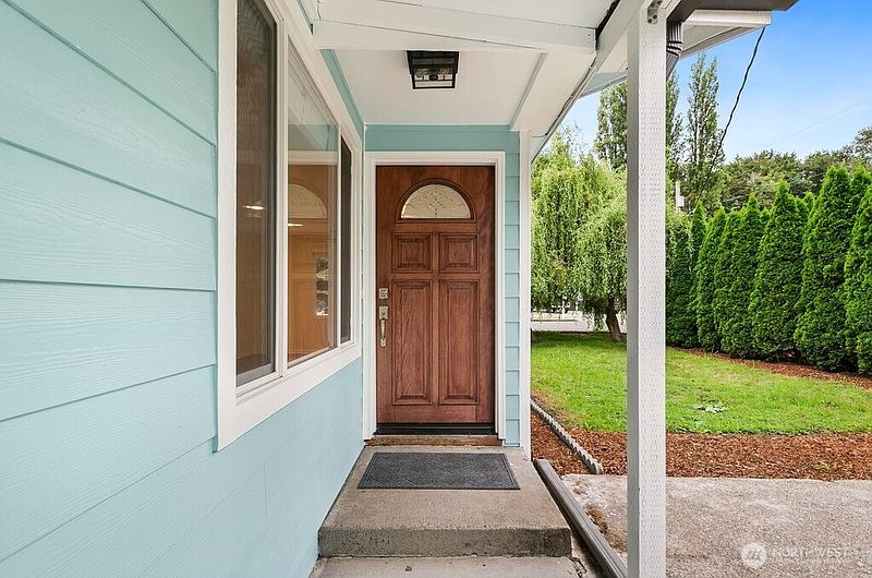 3rd image of 301 O Street SE