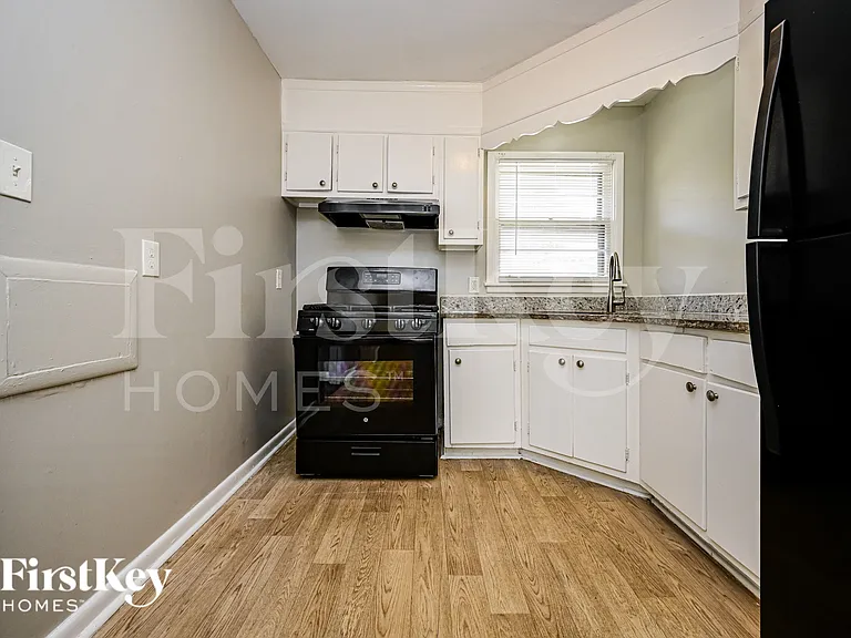 5663 Dorsey Dr — Photo 6