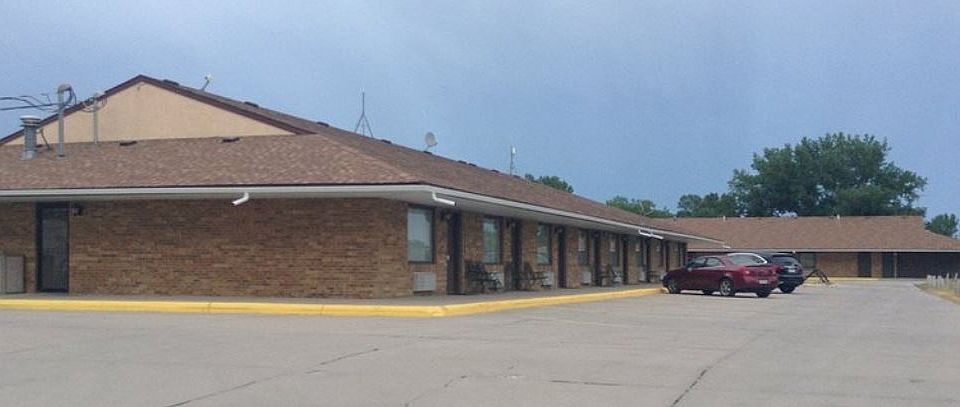 1st image of 104 Bell Rd