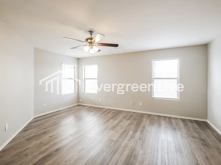8053 W Caron Dr — Photo 8
