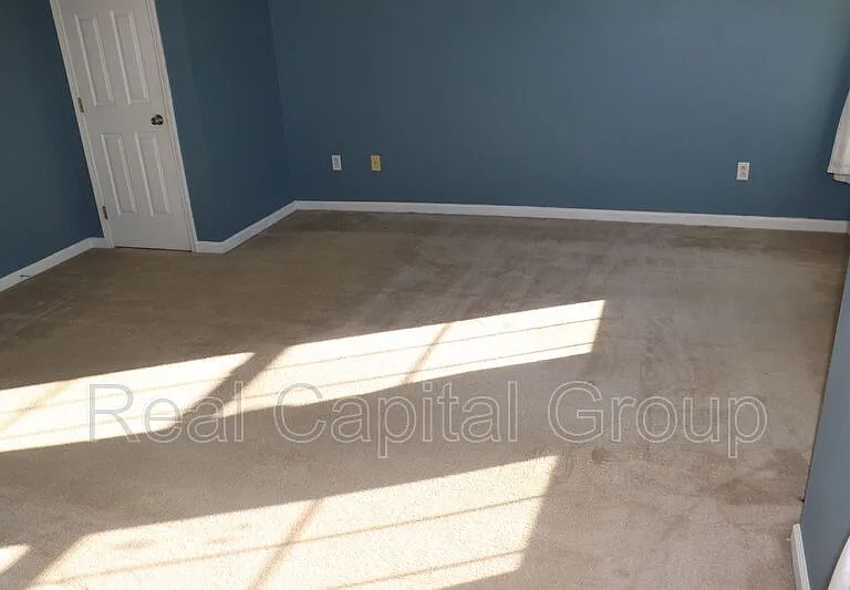 25 A Mapleridge Ave #B — Photo 11
