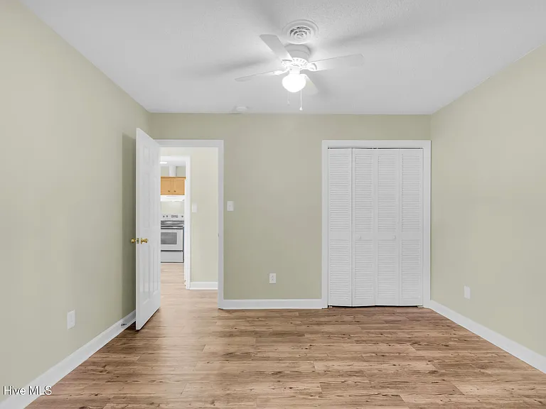 125 Pirates Rd #5 — Photo 6