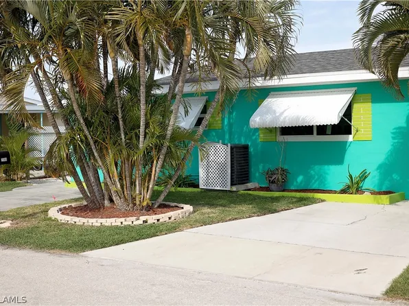 2580 Bayshore Dr, Matlacha, FL 33993