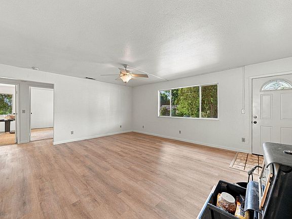 3rd image of 501 2nd St