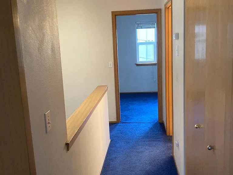 152 Florentia St #B — Photo 7