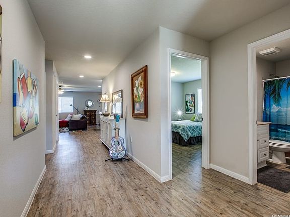 2nd image of 10223 Relic Oaks