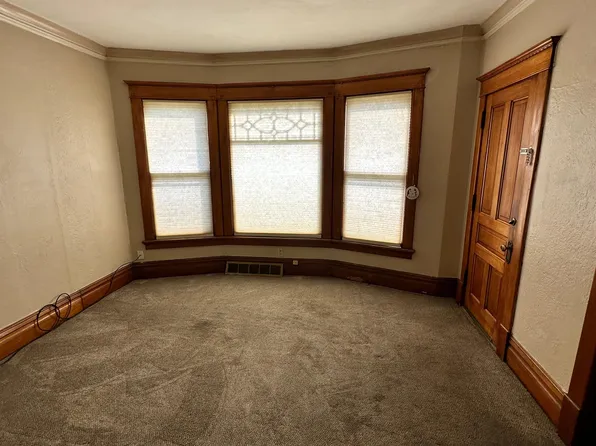 196 Ellis St, Fond Du Lac, WI 54935