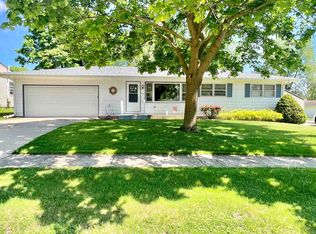 409 Westview Ave, Clinton, WI 53525