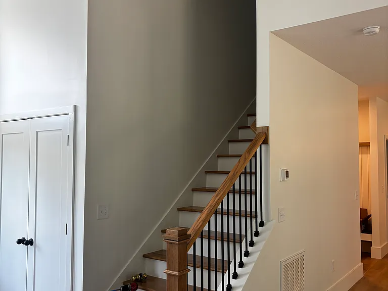 Clove Ln — Photo 10
