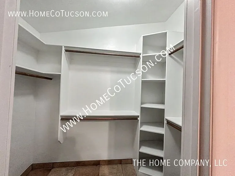 5121 E 6th St — Photo 14