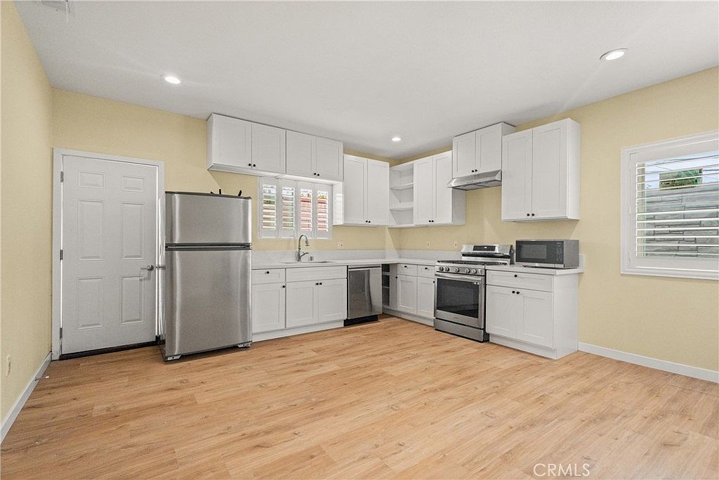 14571 Yucca Cir, Huntington Beach, CA 92647 | Zillow