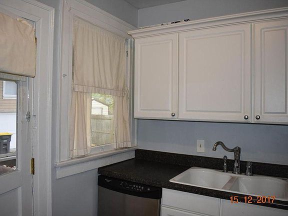2nd image of 2522 Dellwood Ave