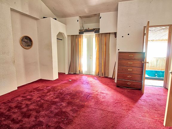 4th image of 408 Garrison St NE