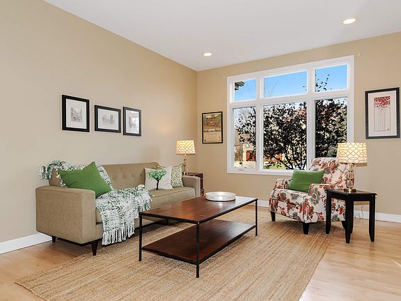 Formal Living Room w/ 9ft. Ceiling