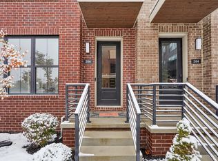 286 Dickenson St, Columbus, OH