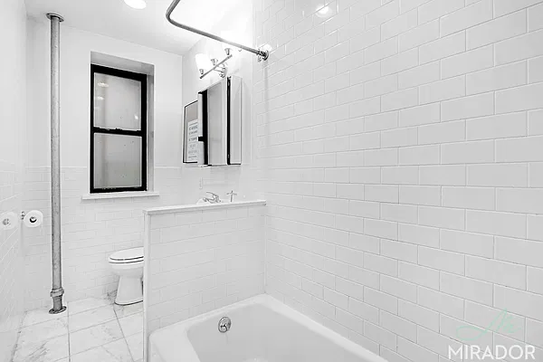 Rented by Mirador Real Estate | media 10