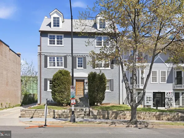 1820 Independence Ave SE APT 1, Washington, DC 20003