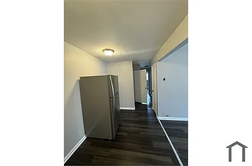 8223 S Exchange Ave Photo 1