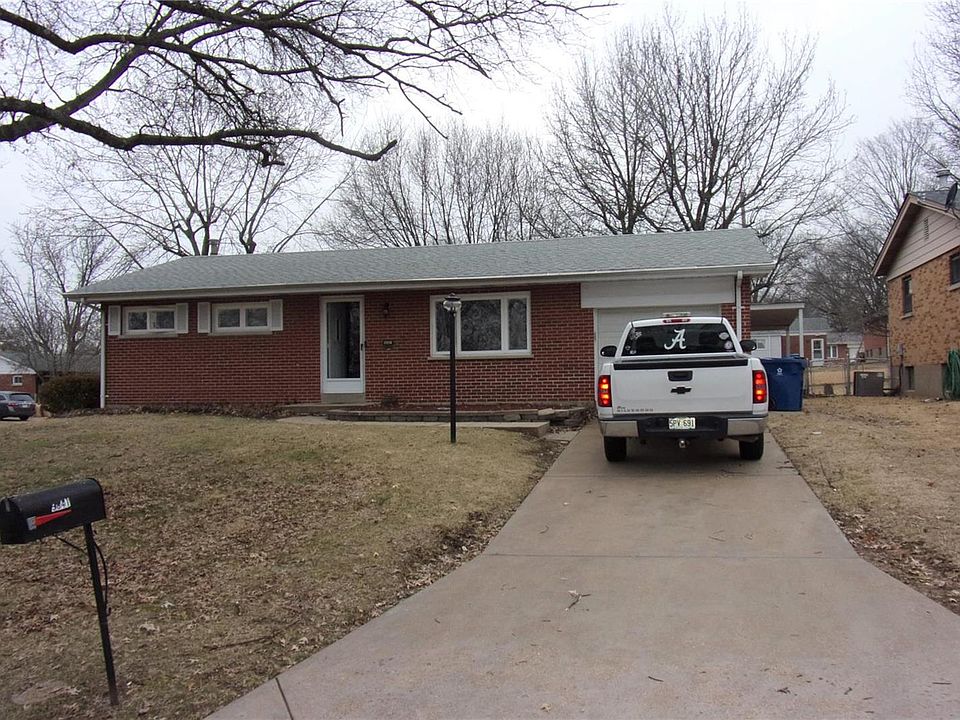 1st image of 9841 Barlow Ln
