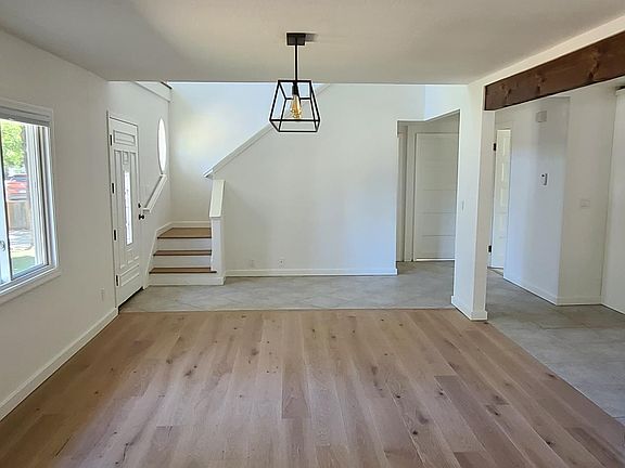 4th image of 16365 E La Chiquita Ave