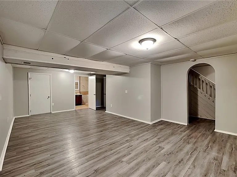 2426 Emberwood Ct NW — Photo 14