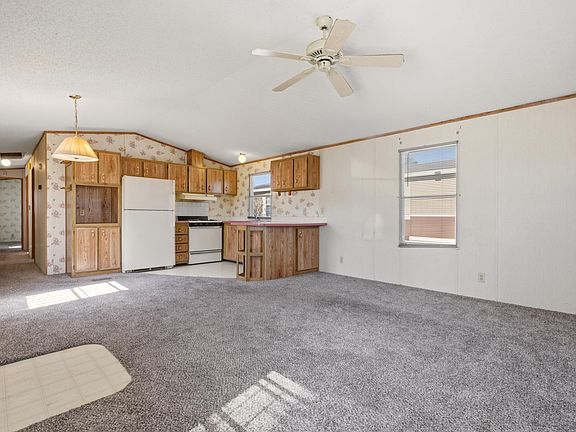 4th image of 7401 San Pedro Dr NE Trailer 4