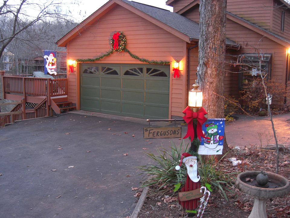 2nd image of 1326 Eastover Pkwy