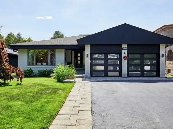 727 Barbados St, Oshawa, ON L1J 7E7