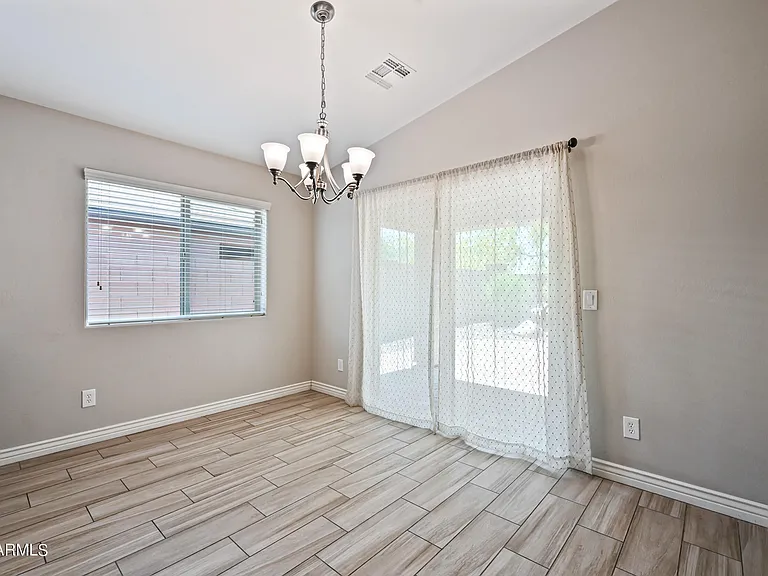 2209 E Hazeltine Way — Photo 13