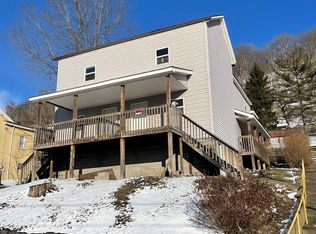 1348 Marshall St S, Benwood, WV