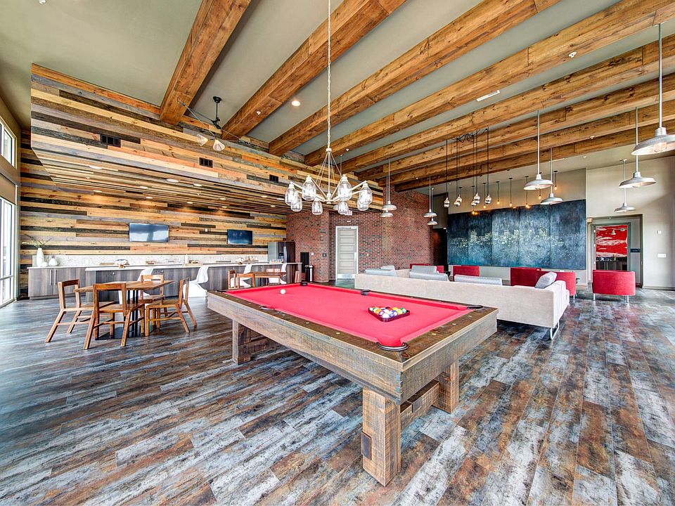 Community Game Room with Billiards Table | Apartments for rent in Nashville, TN | 909 Flats