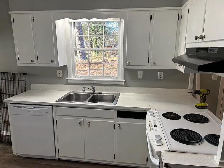 499 Oak Way — Photo 12