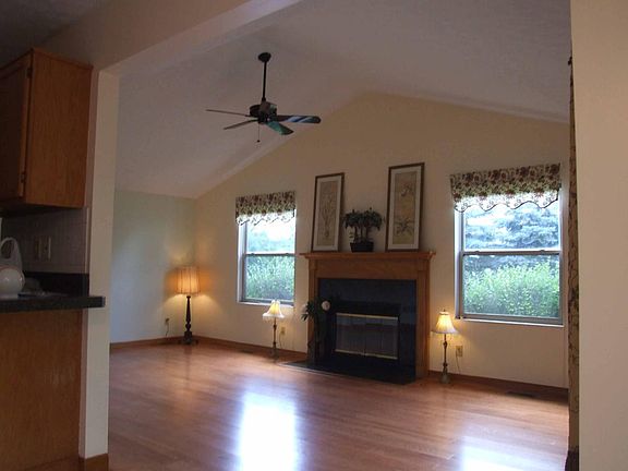 3rd image of 6338 Wyler Dr