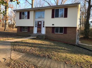 108 Airport Rd, Clarksville, TN 37042