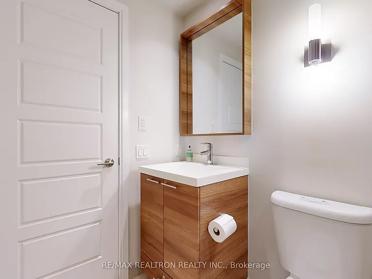 15 Viking Ln #708 — Photo 22