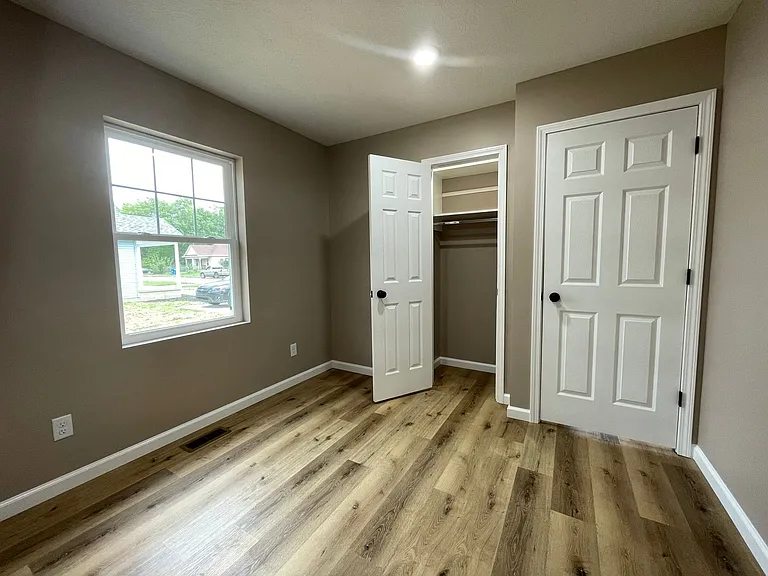 2200 Ash St — Photo 18