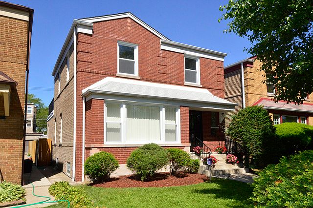 1st image of 8238 S Kingston Ave