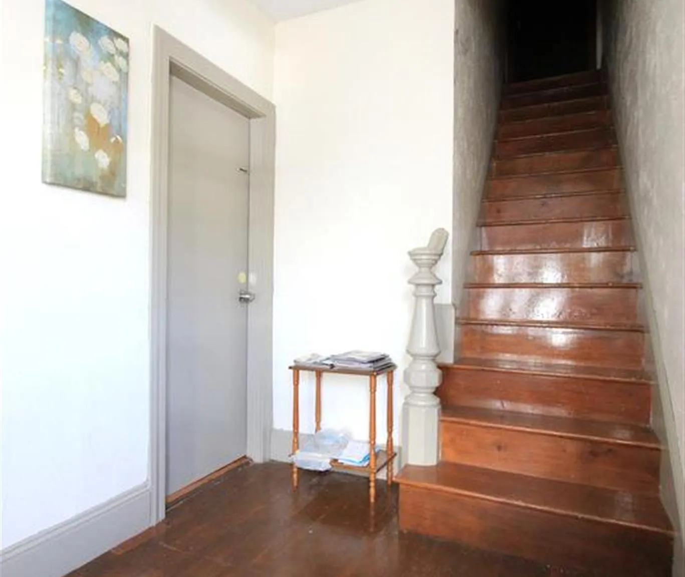 3 bed, 999 sqft, $3,400 — Photo 2