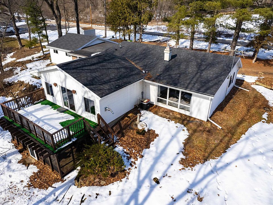 E8015 Ostrander Rd, New London, WI 54961 MLS 50271867 Zillow