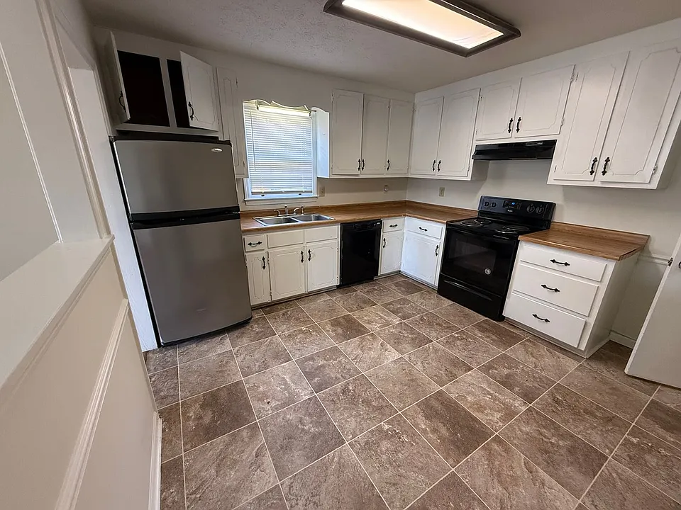 1272 Aiken Rd