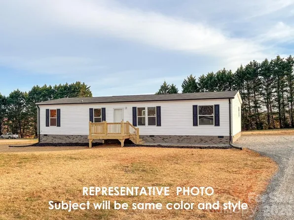 4277 Chinquapin Cir, Lenoir, NC 28645