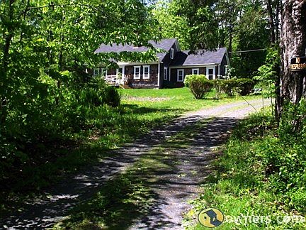50 acres/Well-Maintained Historic Home